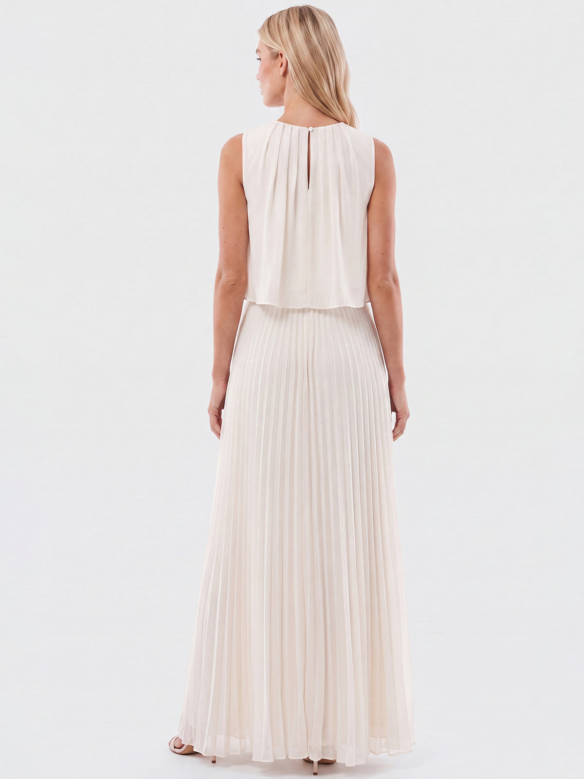 APART Ärmelloses Chiffonkleid mit Plisseerock | creme