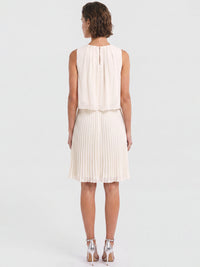 APART Plisseekleid mit Chiffon-Overlay | creme
