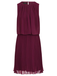 APART Plisseekleid mit Chiffon-Overlay | weinrot