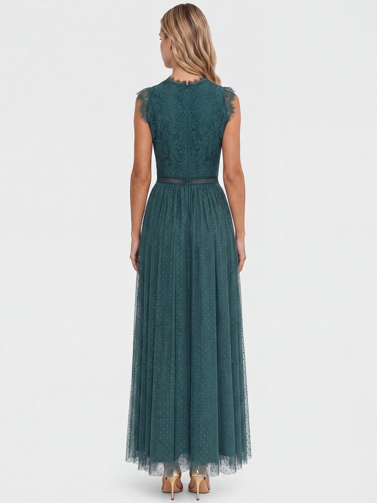 Kleid aus plastischer Spitze und weichem Tüll | emerald