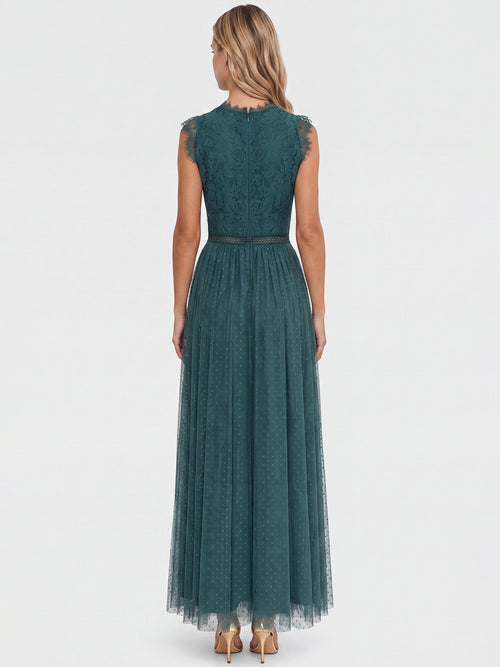 Kleid aus plastischer Spitze und weichem Tüll | emerald image 1