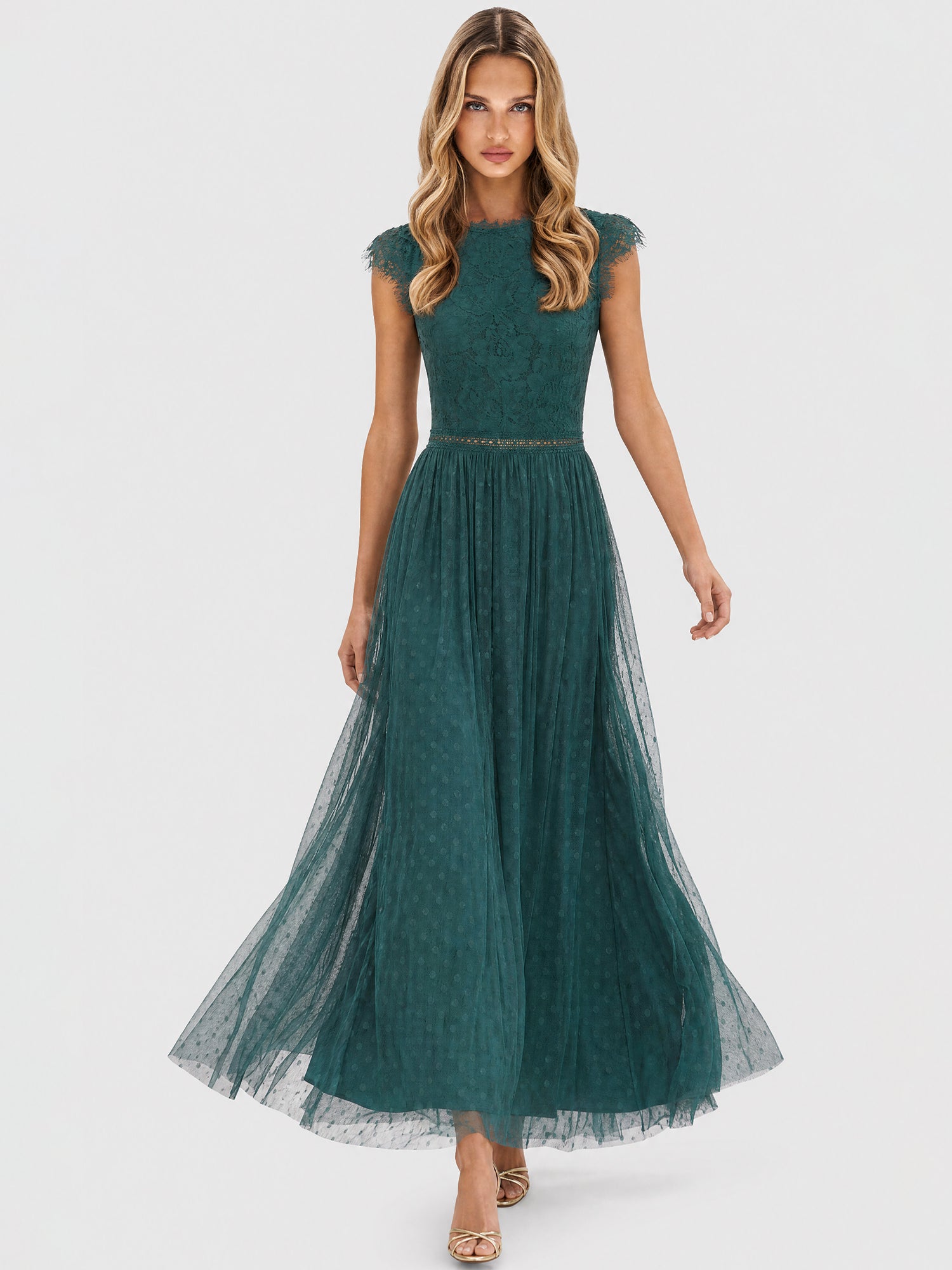 Kleid aus plastischer Spitze und weichem Tüll | emerald