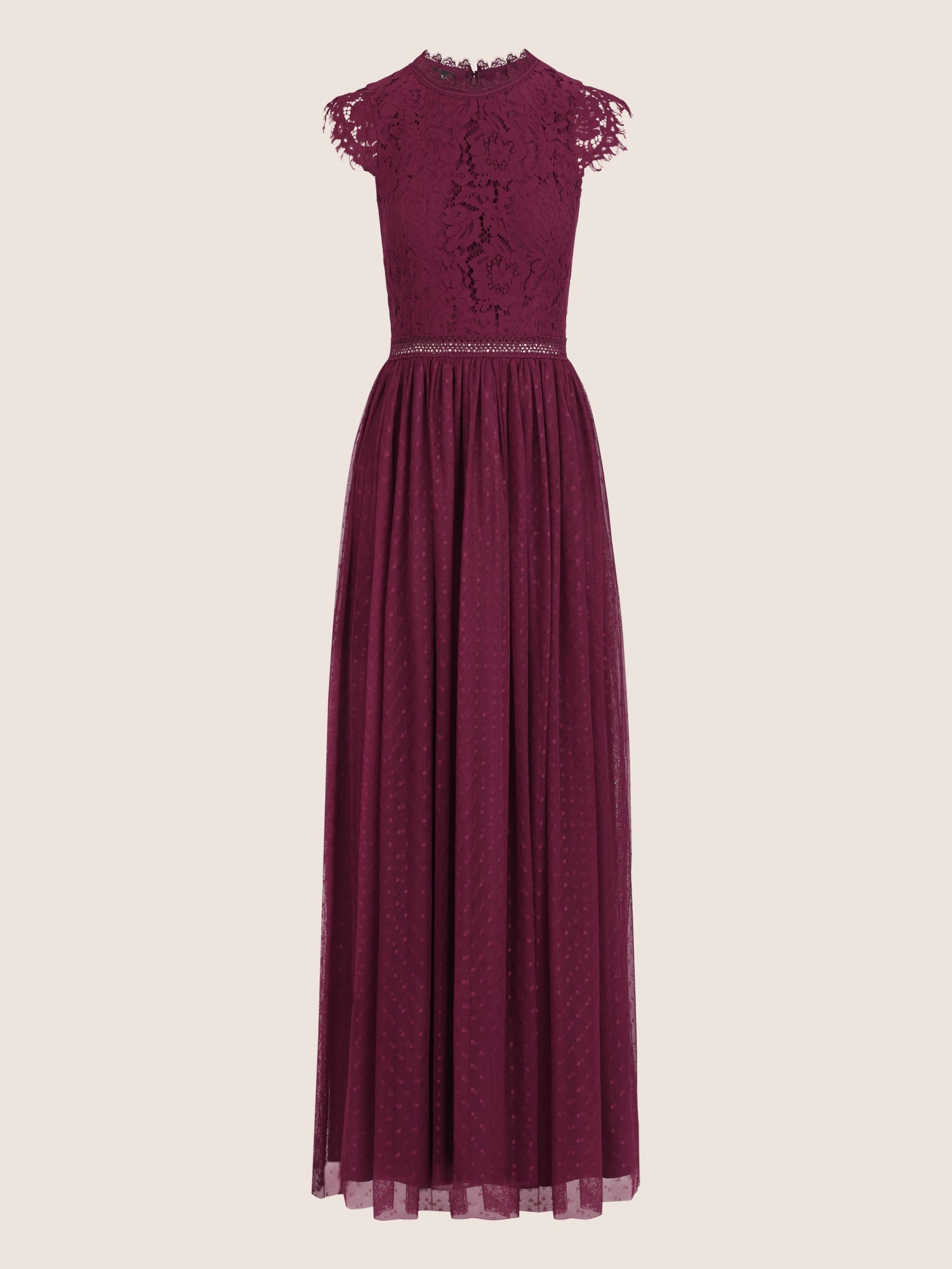 Brautkleid aus plastischer Spitze und weichem Tüll | weinrot