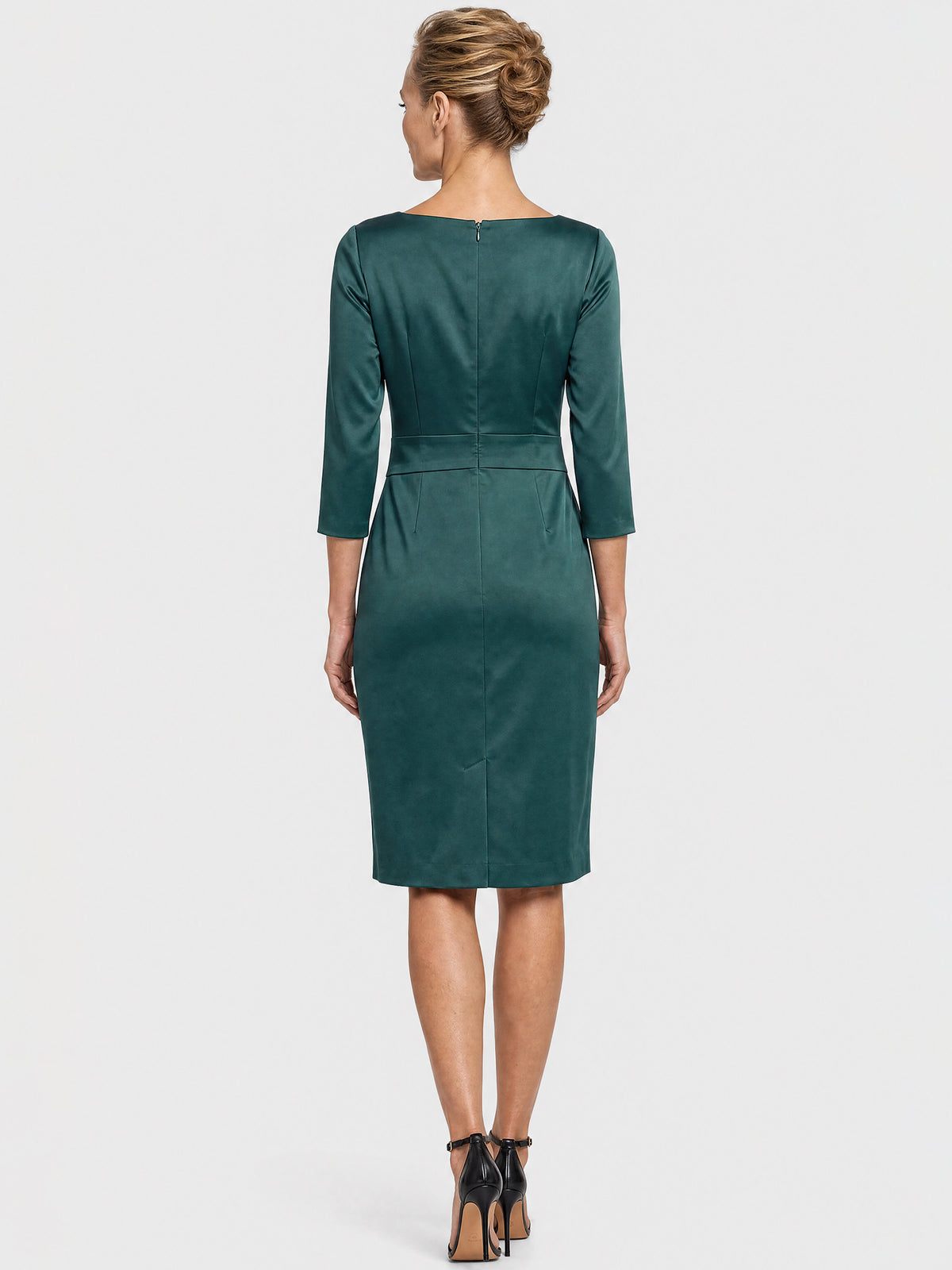 APART Kleid aus elastischem Satin | emerald