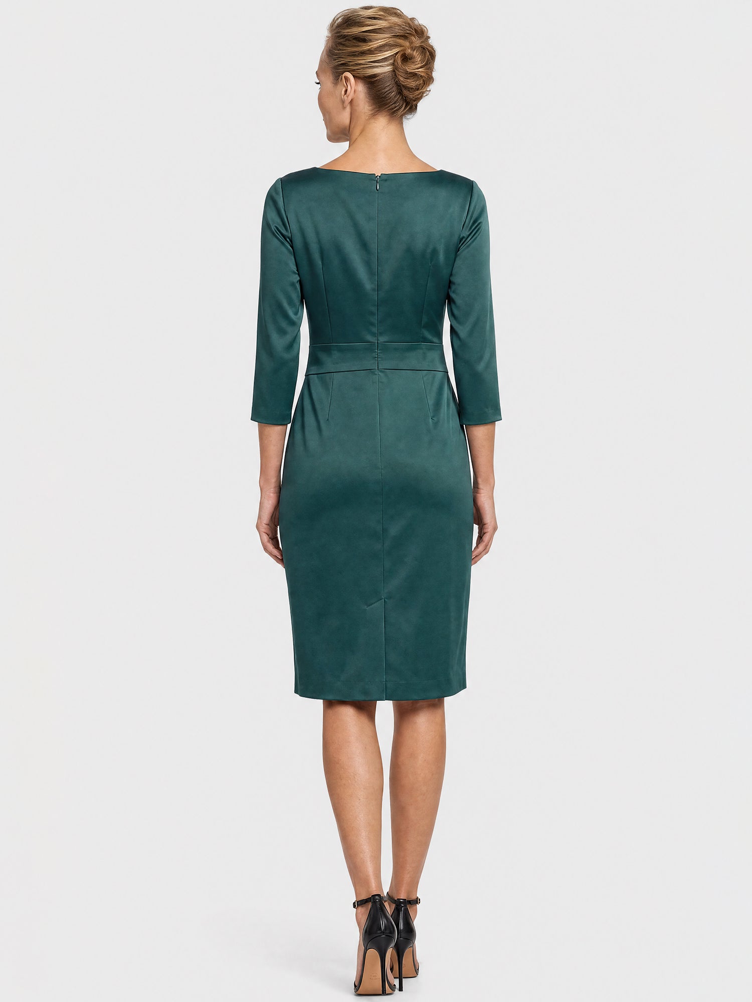 APART Kleid aus elastischem Satin | emerald