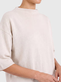 Legerer Pullover aus reiner Merinowoll mit Stehkragen | champagner