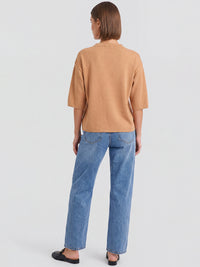 Legerer Pullover aus reiner Merinowoll mit Stehkragen | camel