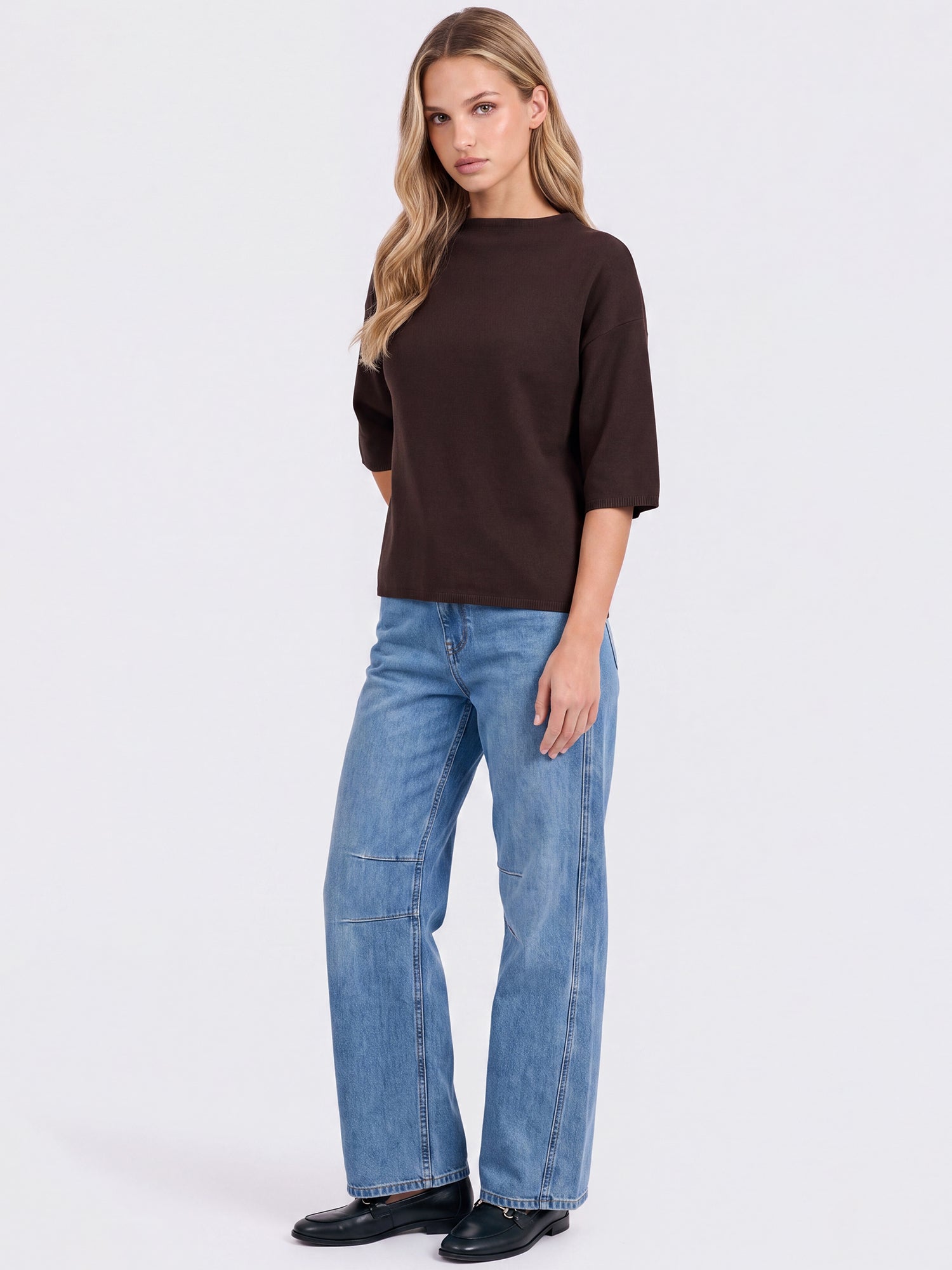 Legerer Pullover aus reiner Merinowoll mit Stehkragen | braun