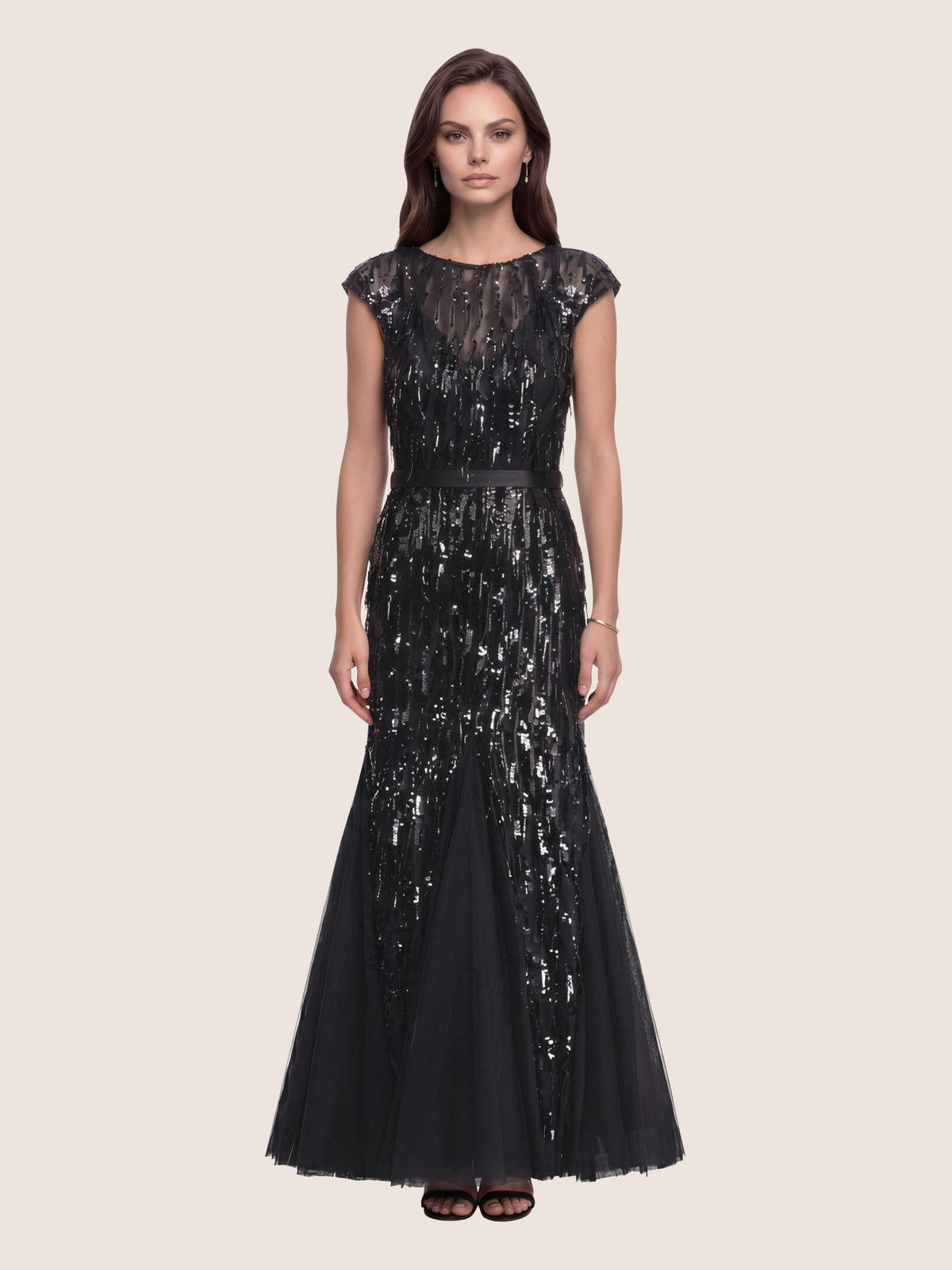 Brautkleid mit Paillettenstickerei und Tüll-Godets | schwarz