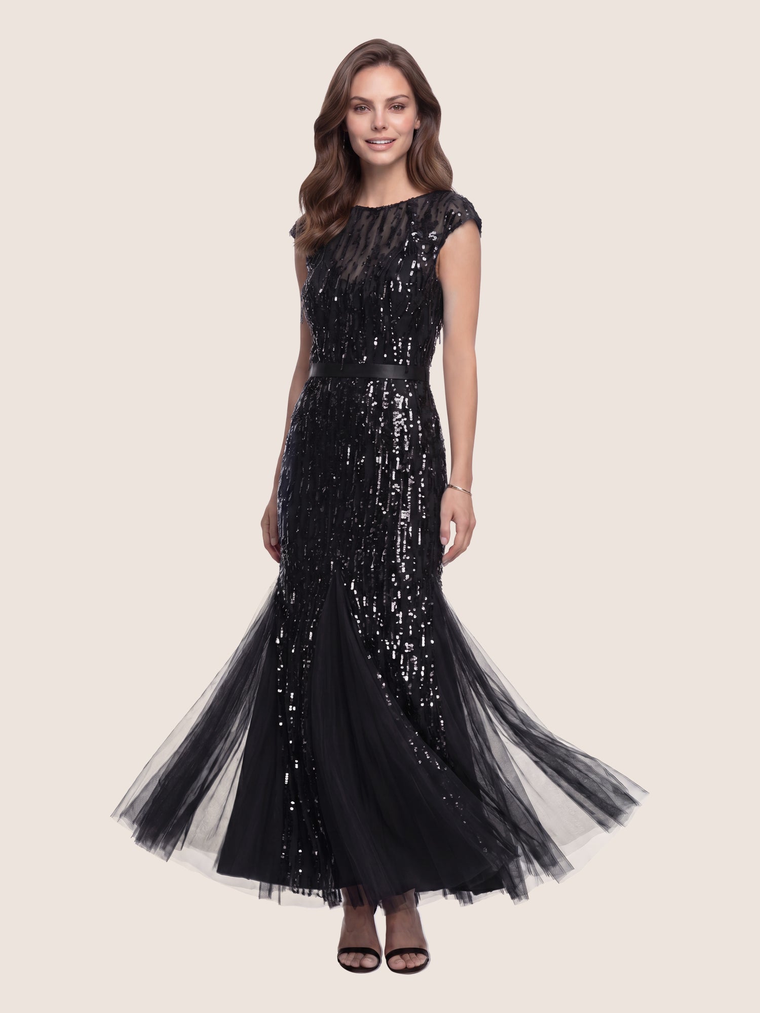 Brautkleid mit Paillettenstickerei und Tüll-Godets | schwarz