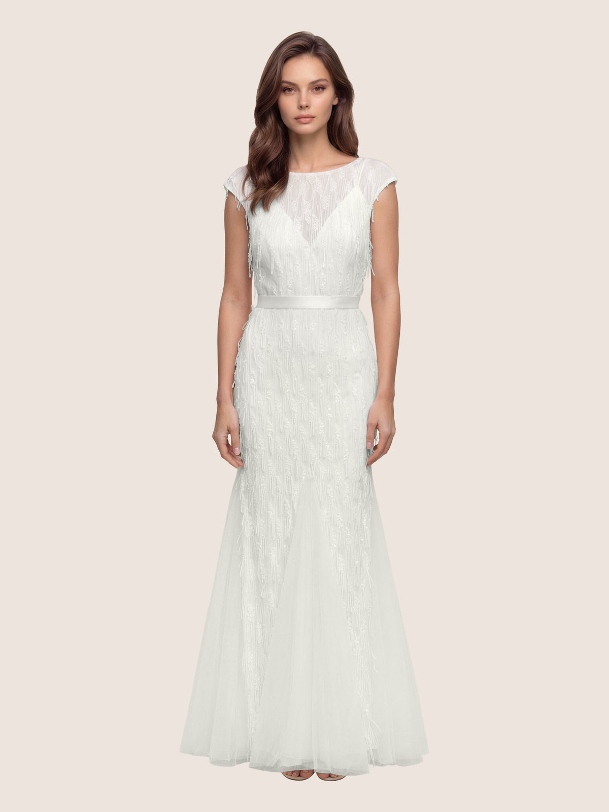 Brautkleid mit Paillettenstickerei und Tüll-Godets | creme